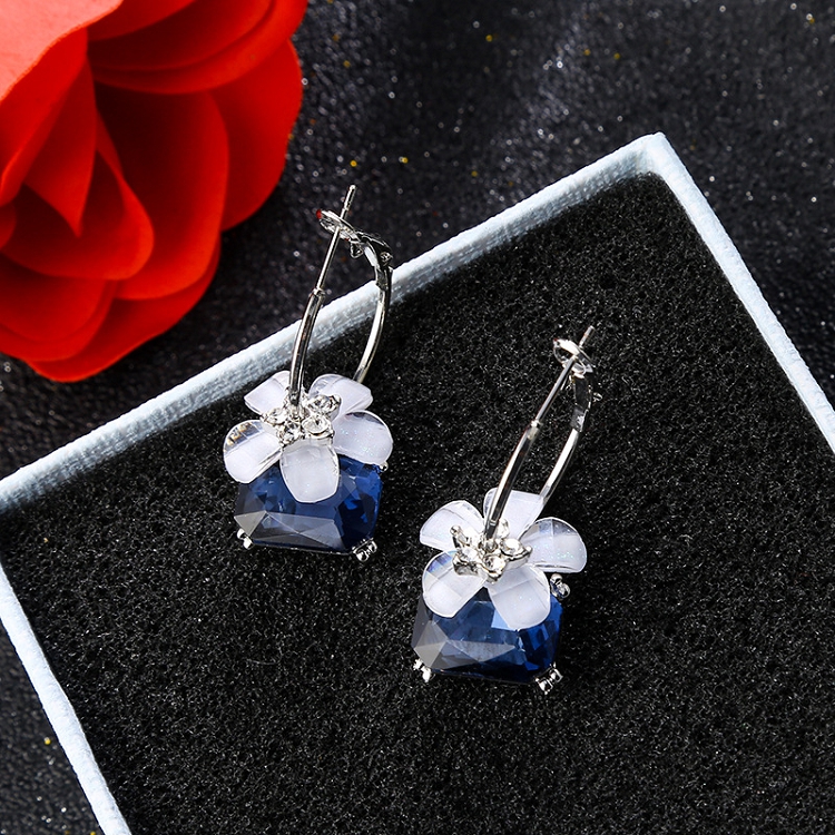Korean exaggerated crystal flower earrings temperament fashion long fashionable brand earrings drop fashion camellia geometric earrings women